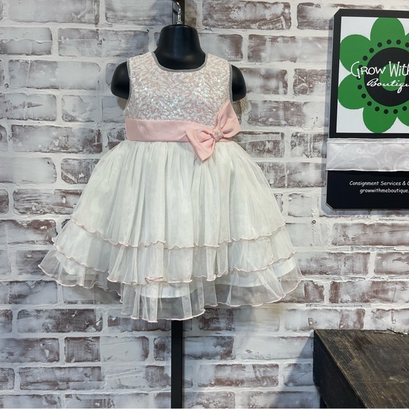 Jona Michelle Other - Jona Michelle Pink and White Layered Dress 2T